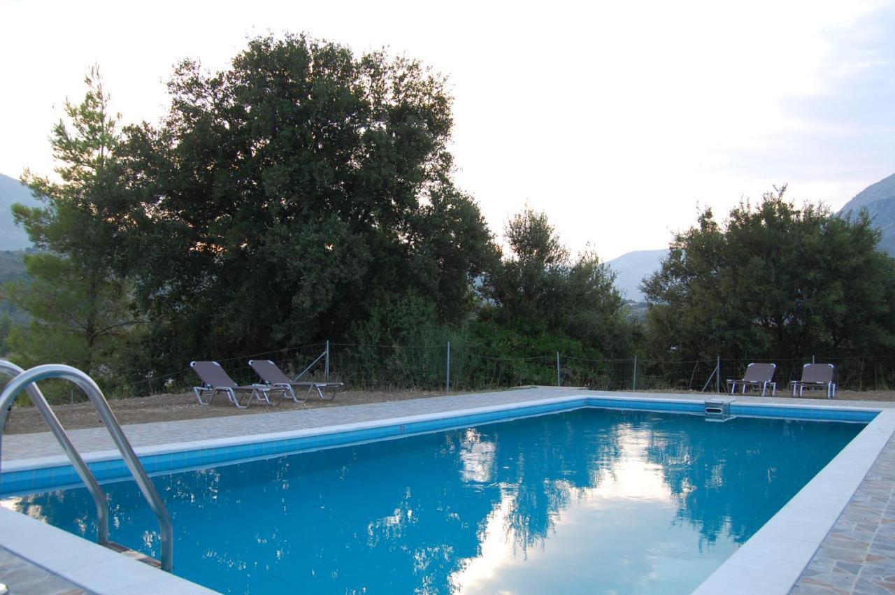 Blue Lagoon Villa Poros  Zewnętrze zdjęcie